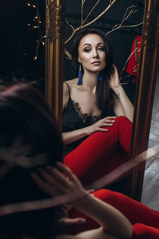 Ava